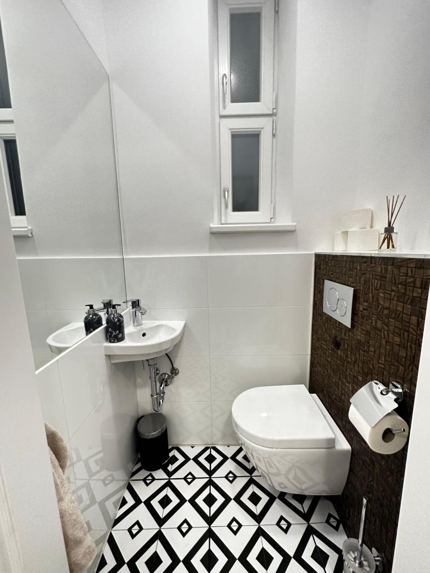 Luxury 3 Bedroom Apartment Near Schoenbrunn Palace Wien Exteriör bild