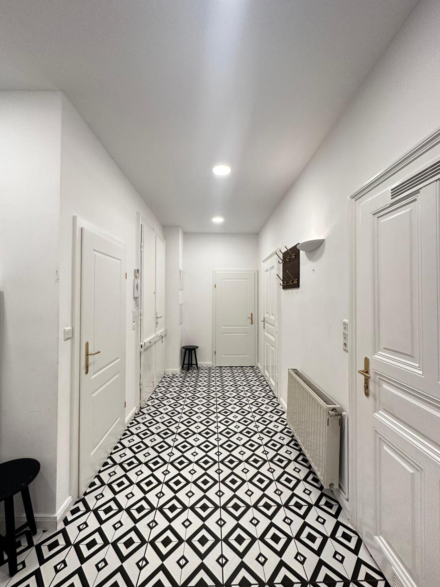 Luxury 3 Bedroom Apartment Near Schoenbrunn Palace Wien Exteriör bild